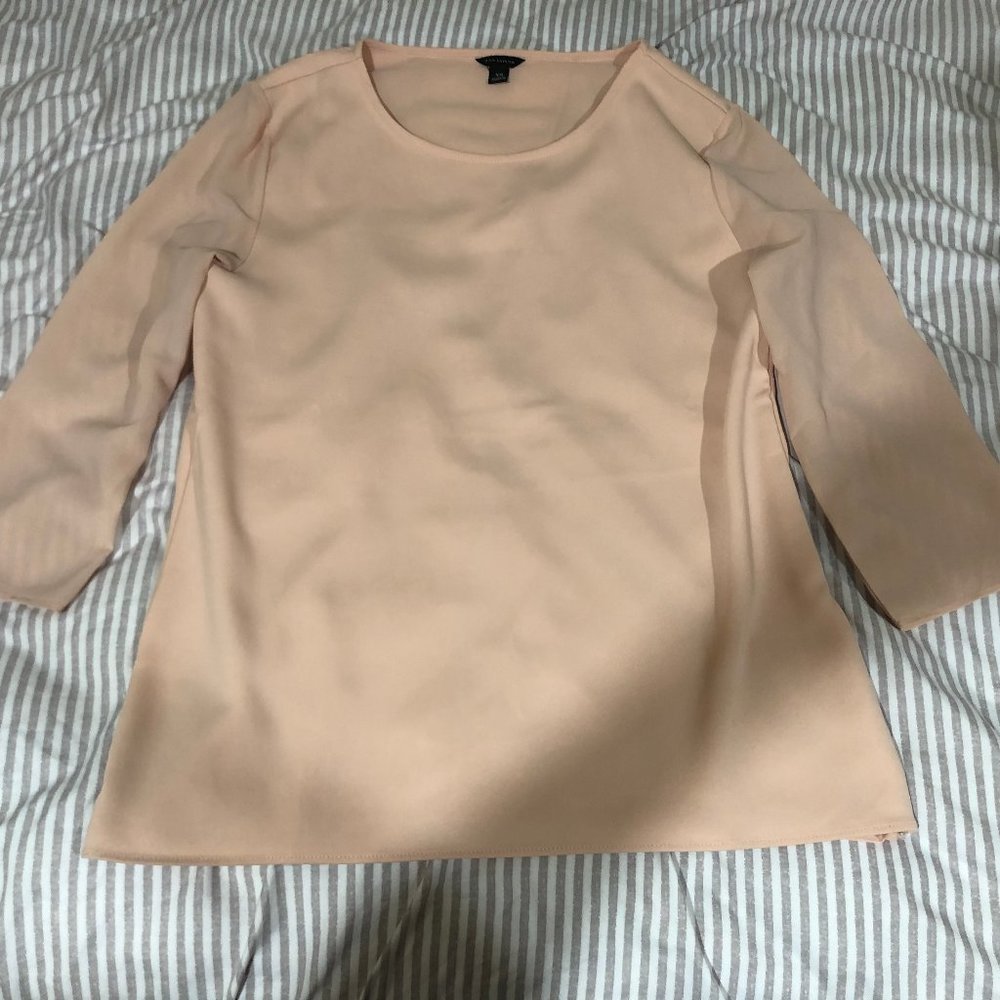 ANN TAYLOR peach blouse size XS NWOT